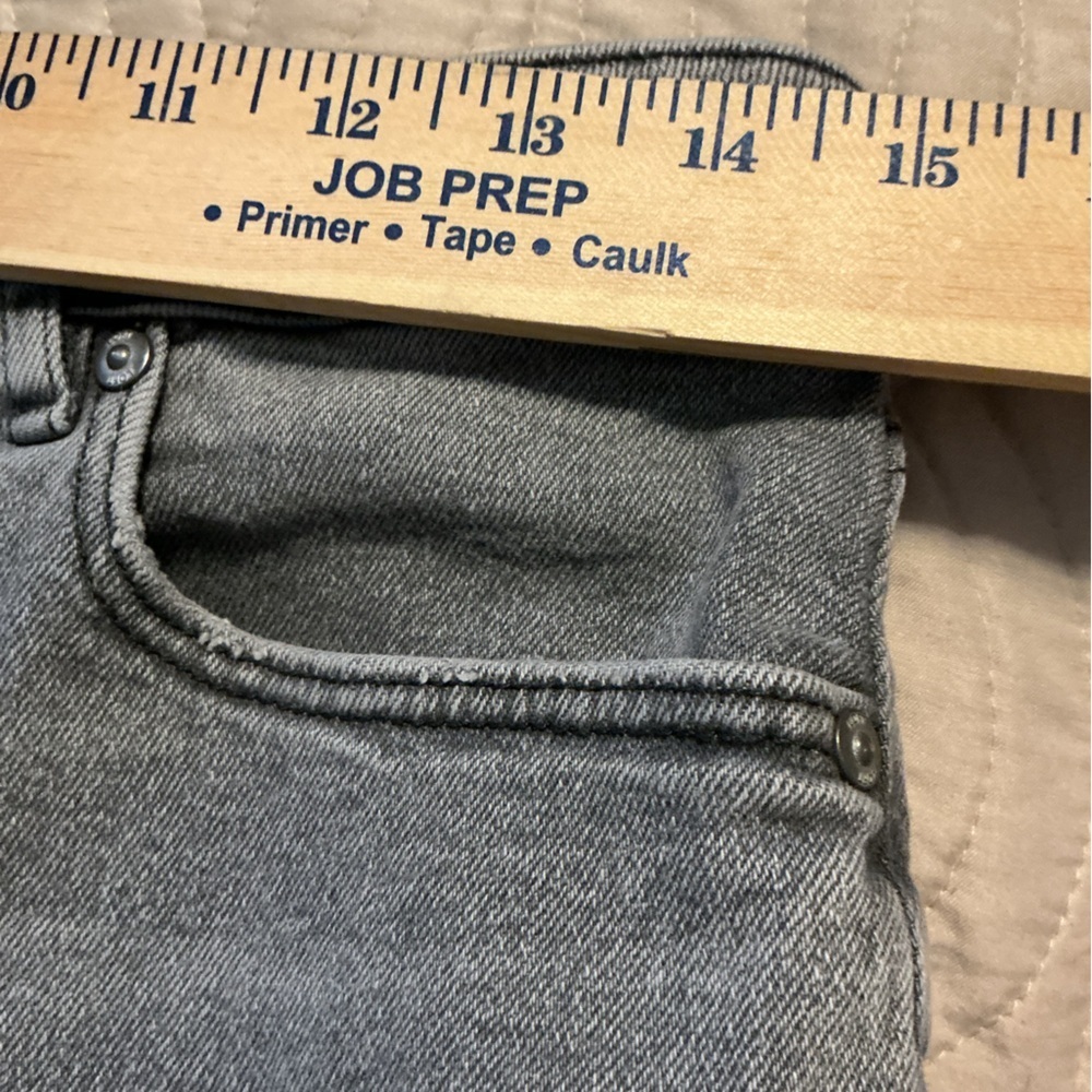 🌺Loft high-rise, button-fly, curvy skinny-fit gray jeans - Picture 8 of 9